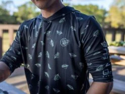 Googan Squad Hooded Long-Sleeve W/ Sleeve Print -Simms || 13 Fishing || Huk Shop googansquad tossedjighoodedl s black lifestyle 51 10 hoo 10010t