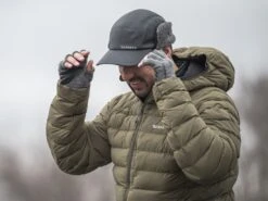 Simms Challenger Insulated Hat -Simms || 13 Fishing || Huk Shop lifestyle challenger insulatedhat simms handsup