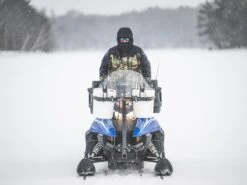 Simms Challenger Insulated Jacket -Simms || 13 Fishing || Huk Shop lifestyle challengerinsulatedjacket simms modelfrontcenter 50 99 sim 10010w