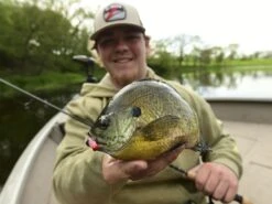 Z-Man Larvaz -Simms || 13 Fishing || Huk Shop lifestyle larvaz zman fishingshot 1